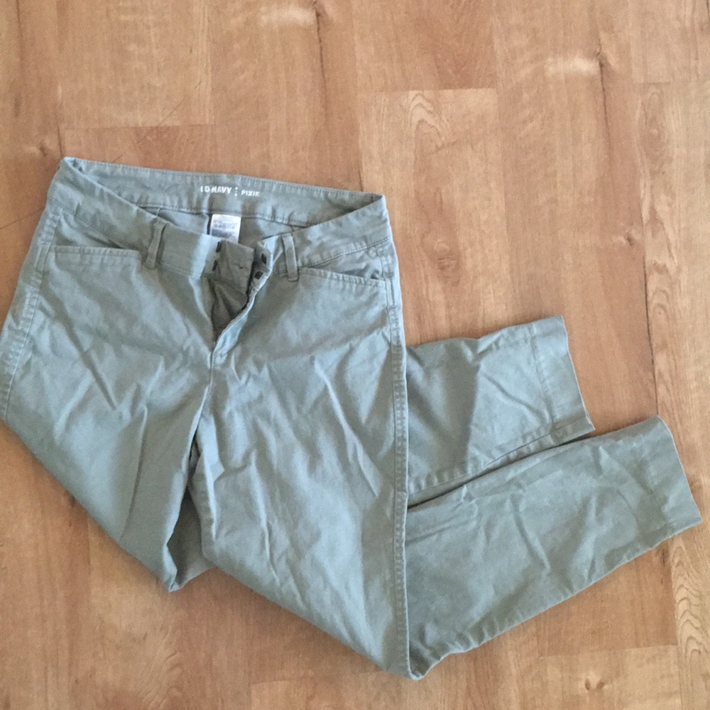Old Navy pixie pants, Green, size 0